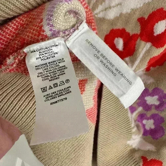 Ann Taylor Floral Graphic Quarter Sleeve Knit Top - Petite Large - Picture 8 of 10